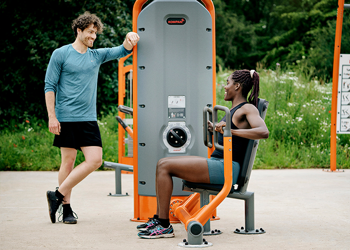 aparato de gimnasio para exterior